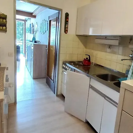 Daniela Seeblick Haus Haensel Gretel Am Ossiacher Mit Direktem Seezugang, Hallenbad Apartment