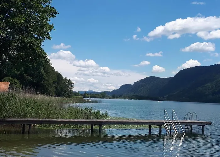 Daniela Seeblick Haus Haensel Gretel Am Ossiacher See, Hallenbad, Skiarena Gerlitzen