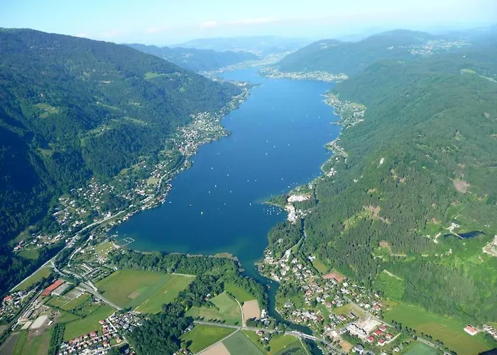 Daniela Seeblick Haus Haensel Gretel Am Ossiacher See, Hallenbad, Skiarena Gerlitzen